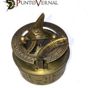Brújula reloj solar London. Esta preciosa brújula es una reproducción de las fabricadas en el siglo XVIII y XIX para la Royal Navy Británica.